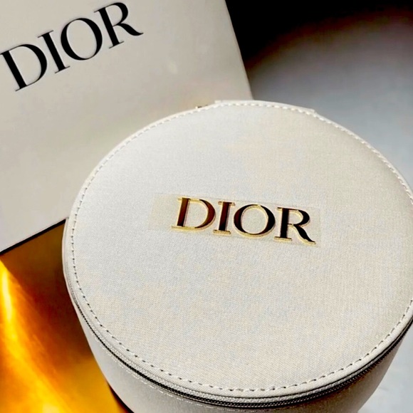Dior Handbags - Dior Beauty Travel Case